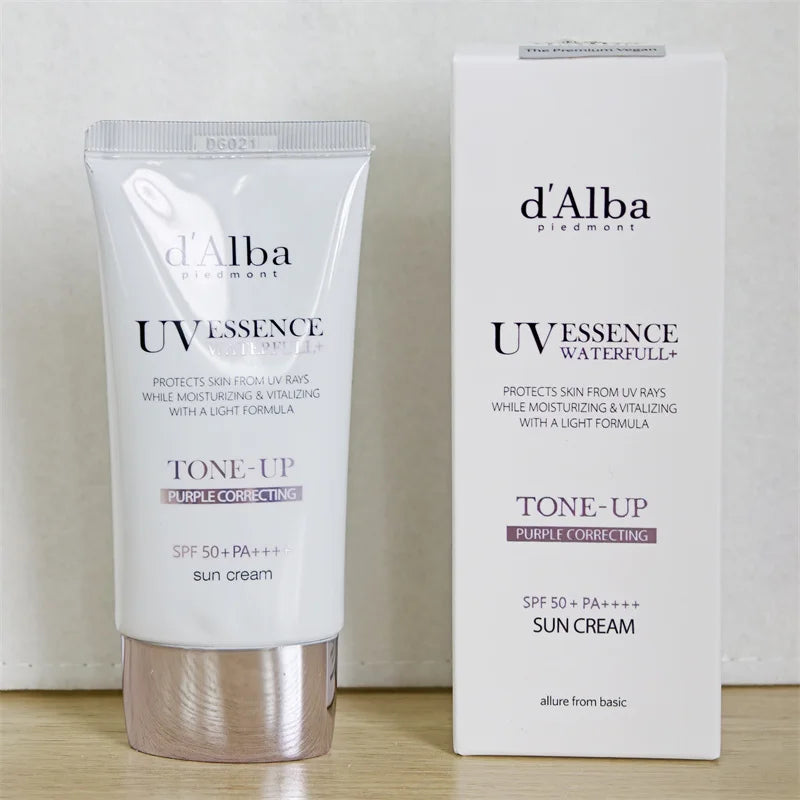 D'alba Korean UV Essence Whitening White Truffle Sunscreen SPF50+ Moisturizing Lightweight Refreshing Gentle Sunscreen Skin Care